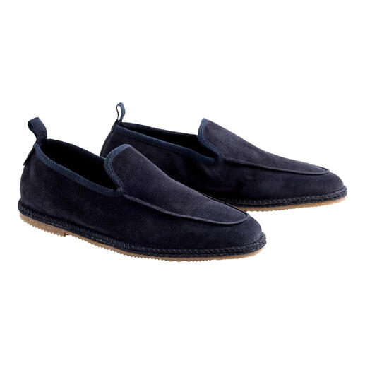 Navy kleurige Espaloafers van suede, zonder veters.