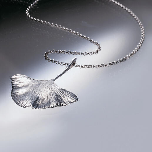 Ginkgoketting Het blad van de oudste boom ter wereld. Gegoten in 925 sterlingzilver.