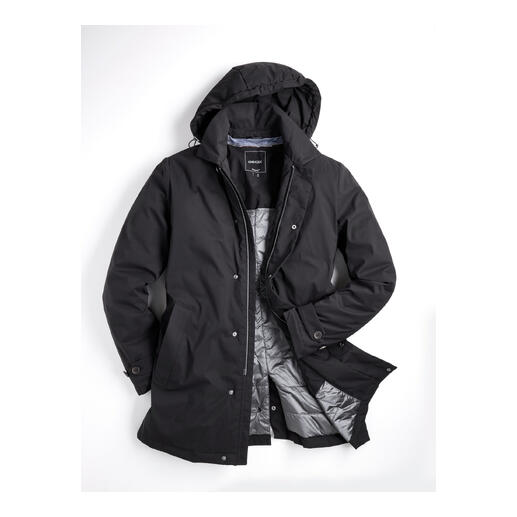 Zwarte businesscoat met zichtbare capuchon en voering
