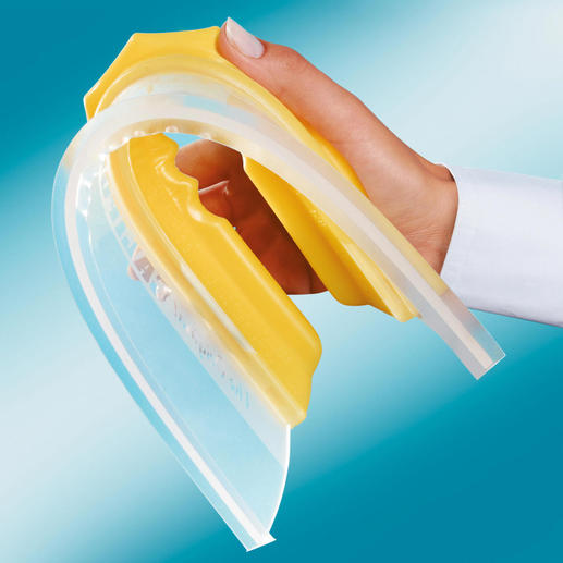 Water Blade® is zacht en bijzonder buigzaam – en zorgt er daardoor voor dat ook een gebogen oppervlak perfect droog wordt. Water Blade® is zacht en bijzonder buigzaam – en zorgt er daardoor voor dat ook een gebogen oppervlak perfect droog wordt.