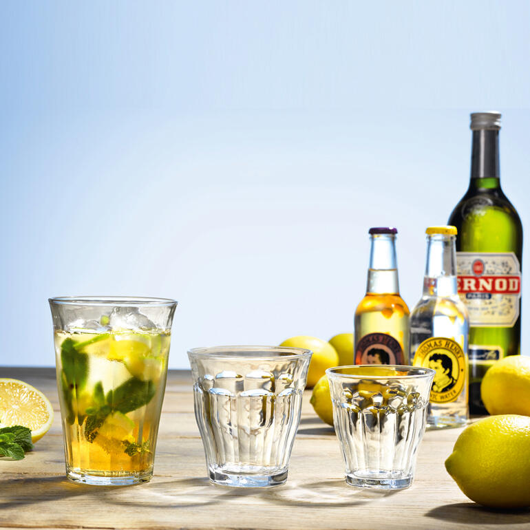 Picardie-glazen, set van 6 met verschillende dranken en citroenen.