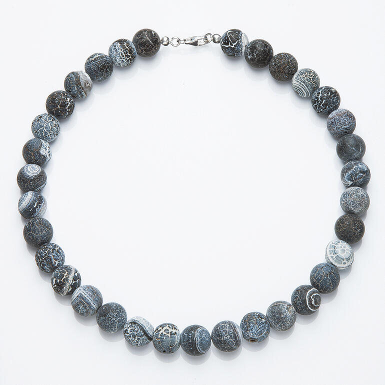 Agaatcollier met ingelegde patroonballen