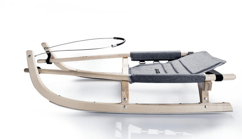 Kathrein toersport-rodelslee Houten slee met gevoerde zitting voor winterplezier.