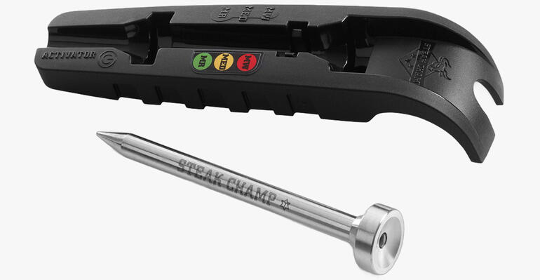 SteakChamp® 3c-black, thermometer en RVS-naald voor vlees.