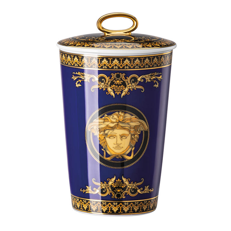 Versace geurkaars in elegante verpakking met gouden ornamenten