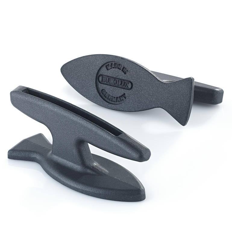 Twee zwarte vis houders van kunststof