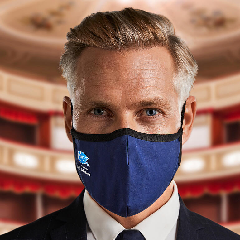 Mondmasker Livinguard Man in zwarte pak met blauwe mond-neus bedekking