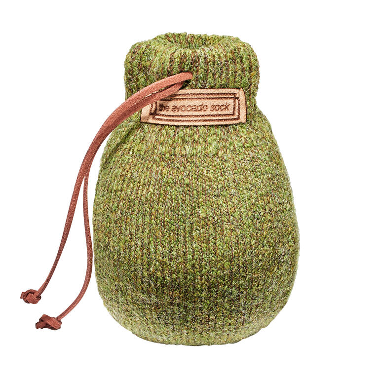 Avocado Sock® Avocado Sock® in groene brei met een koordsluiting.
