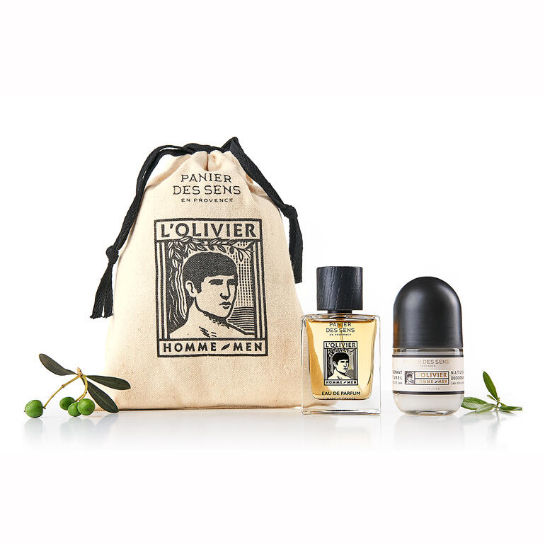 L’Olivier cadeautasje L’Olivier geschenkset in een elegante tas met verzorgingsproducten.
