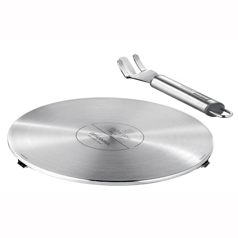 21 cm Ø Inductie-adapterplaat met een speciale handgreep.