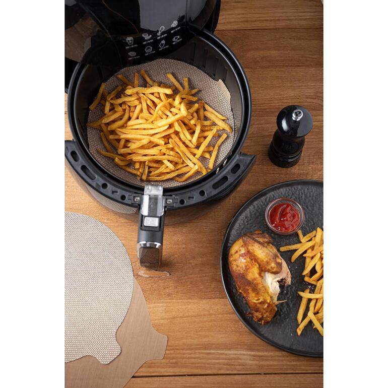 NoStik® mat voor airfryer, set van 2 NoStik® Airfryer-bescherminleg met frietjes en kip