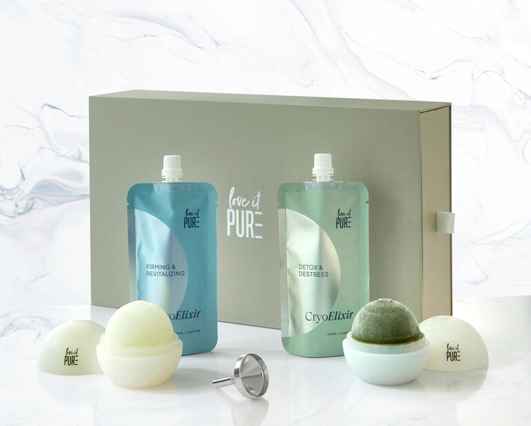 Set voor Cryo-gezichts- en lichaamsbehandeling met producten in een doos.