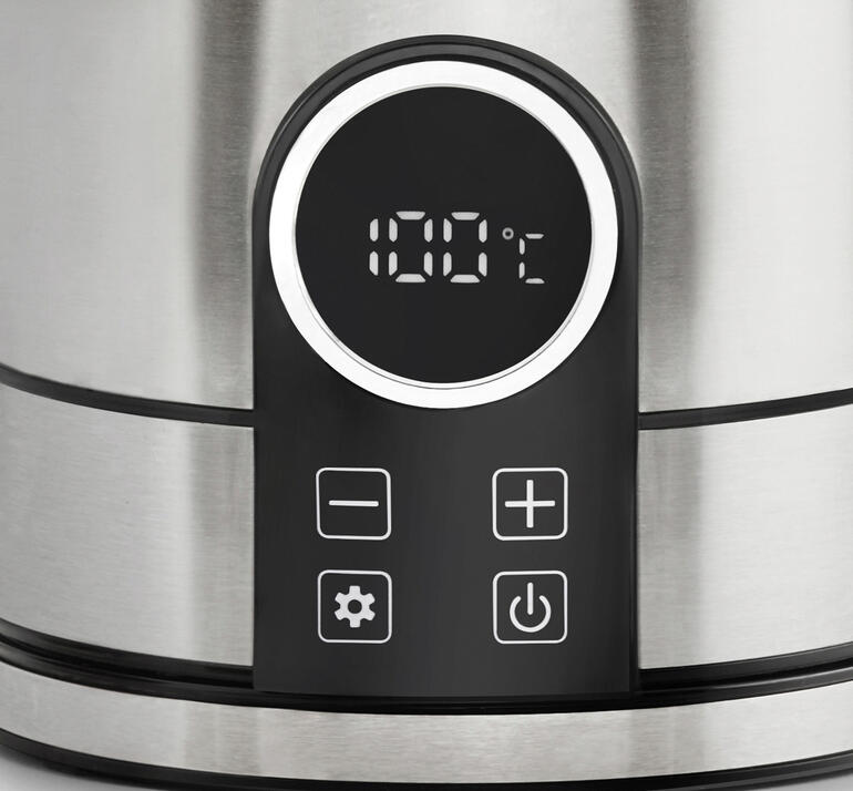 De intuïtieve sensor-touchbediening en de goed afleesbare realtime-temperatuurmeter zijn mooi van lijn op de voorkant van de kan geplaatst. Close-up van het bedieningspaneel van de waterkoker met temperatuurweergave.