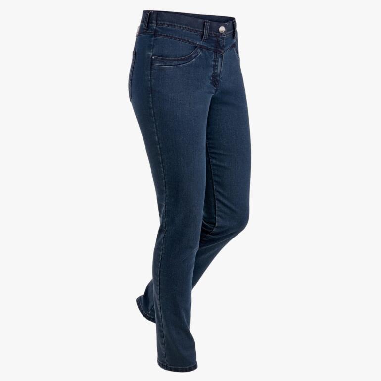 Slanke thermo-jeans in donkerblauw, staand gepresenteerd van opzij.