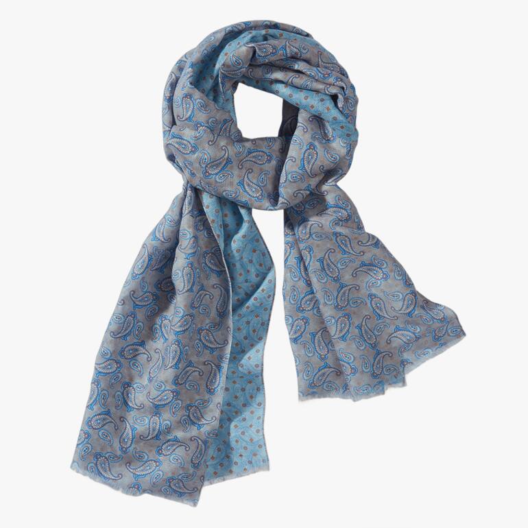 Dubbelprint sjaal in blauw met paisleymotief