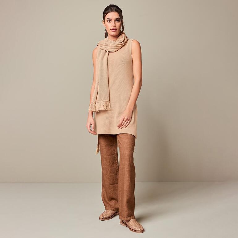 Junghans 1954 lange pullover met gebreide sjaal, model met sjaal om de hals.