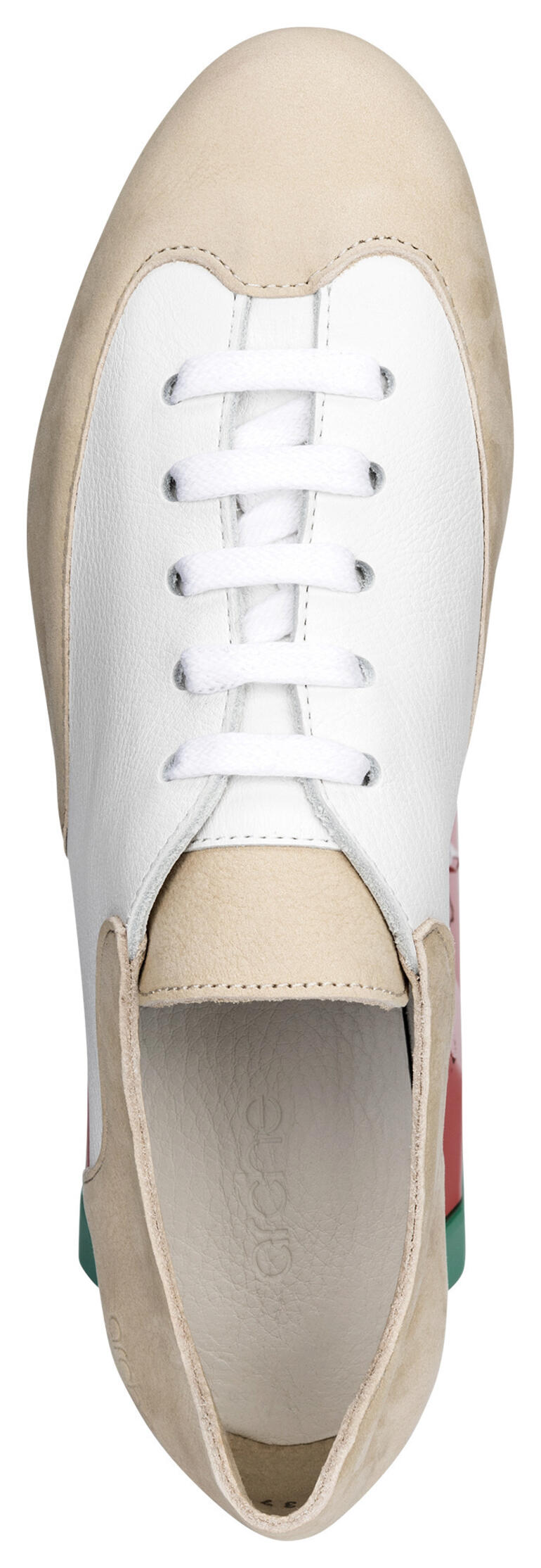 Bovenaanzicht van een sneaker in beige en wit met een sportief ontwerp.