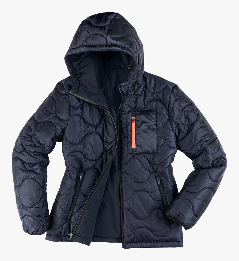 Softshell omkeerjas met gewatteerd ontwerp, capuchon en rits.