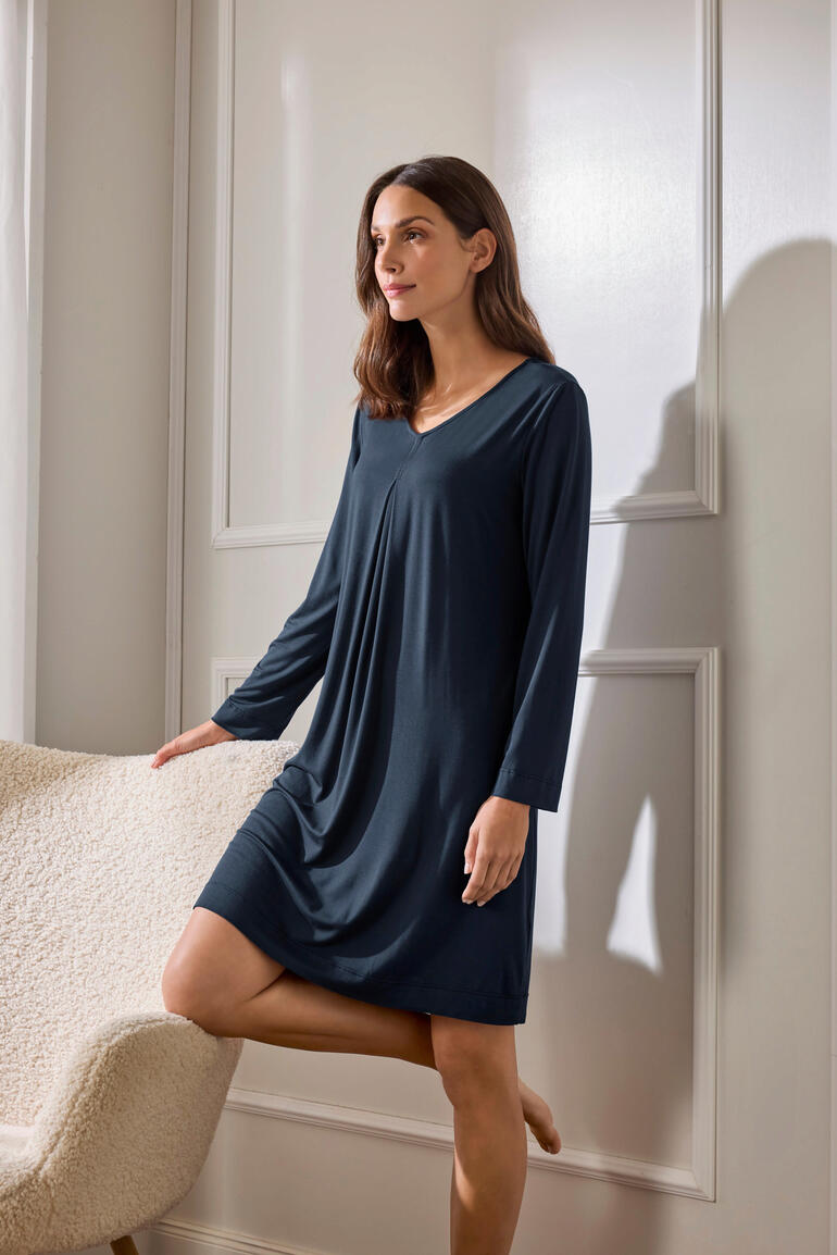 Hutschreuther bamboe-nightshirt Hutschreuther bamboe nachthemd op een model