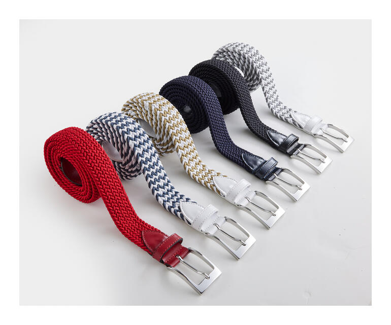 Elastische riemen in verschillende kleuren naast elkaar