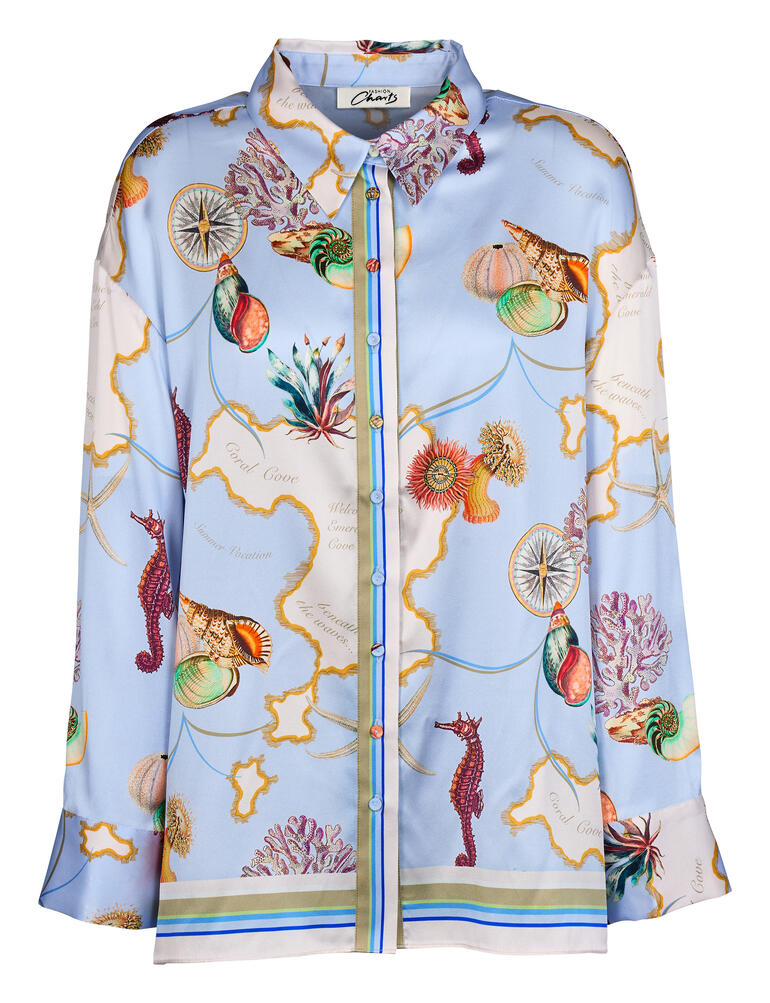 Zijde-stretch blouse met kleurrijke maritieme print op een witte achtergrond.