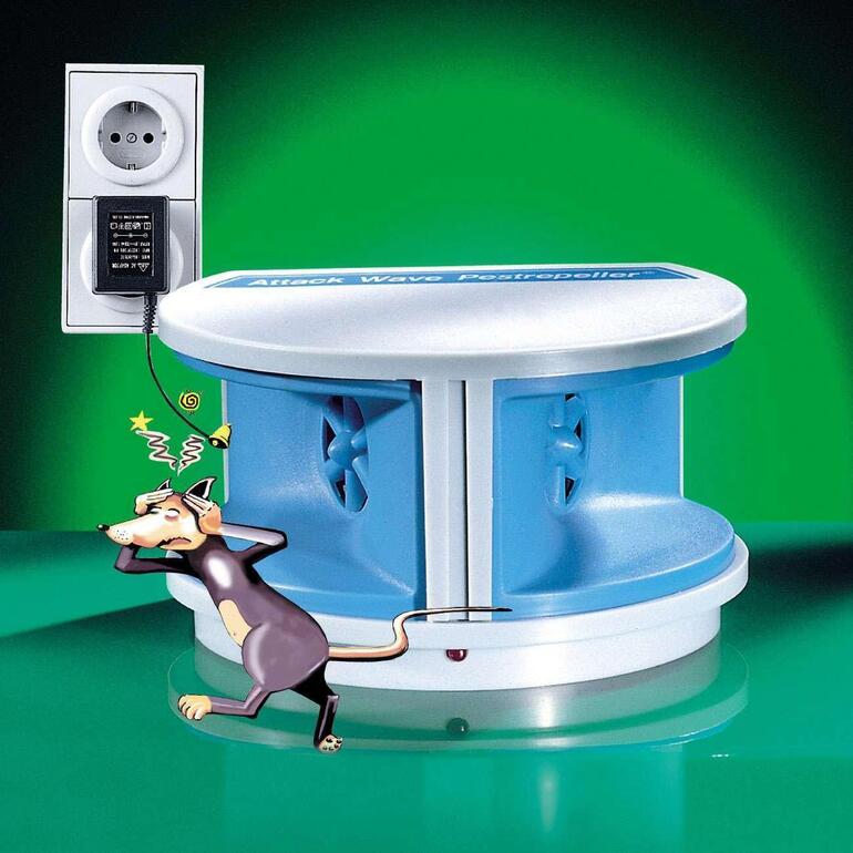 Muisafschrikker naast een stopcontact en een muis.